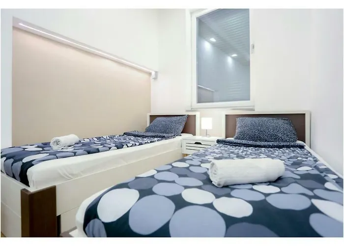 Apartment-sarajevo Free Public Parking شقة